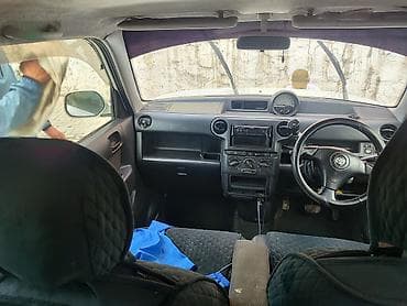 byd tang ev: Toyota bB: 2002 г., 1.5 л, Минивэн — 1