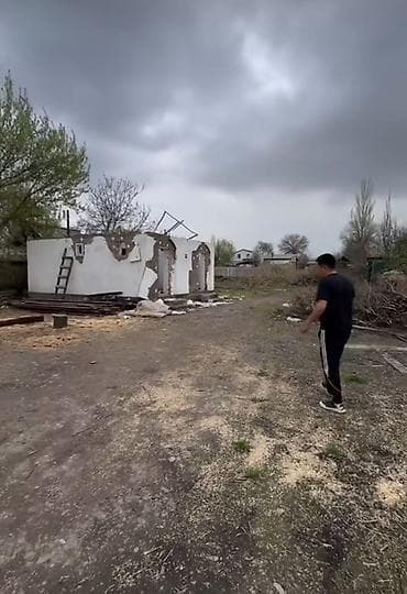 бишкек участо: 13 соток, Курулуш, Кызыл китеп — 1