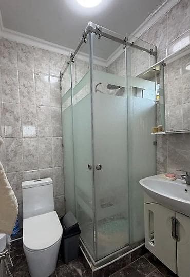 360 м², 9 бөлмө, Алтын-ордо ж/м, Үй-бүлөлүүлөргө — 5