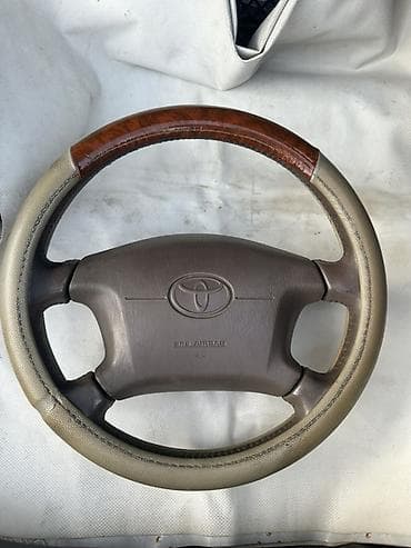 Руль Toyota 2001 г., Б/у, Оригинал, Япония at lalafo.kg Руль Toyota 2001 г., Б/у, Оригинал, Япония