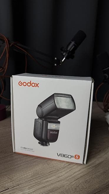 Продается вспышка Godox V 860 3 поколение, для Sony (S) новая, 18500