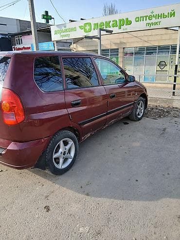 мисубиси спейс стар: Mitsubishi Space Gear: 2003 г., 1.6 л, Механика, Бензин, Универсал — 1