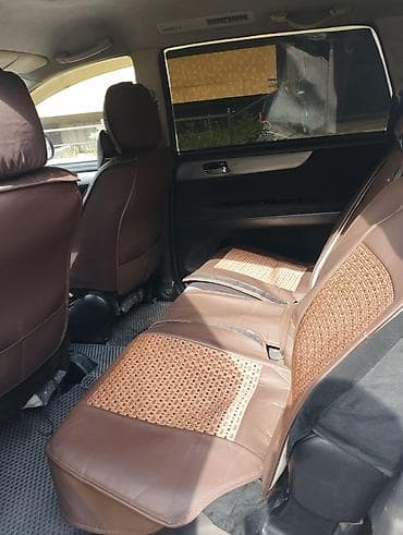 coroll: Toyota Avensis Verso: 2004 г., Автомат, Бензин, Минивэн — 5