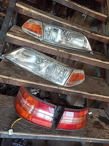 mark: Комплект передних фар Toyota 1999 г., Б/у, Оригинал, Япония — 1