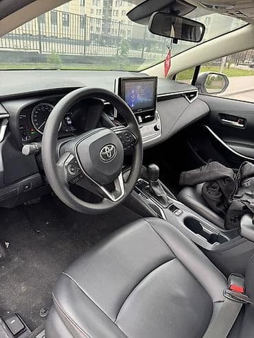 Toyota Corolla: 2020 г., 1.8 л, Автомат, Гибрид, Седан — 9