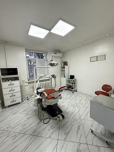 стоматология в аренду: Стоматологический центр, 60 м², 4 комнаты, С оборудованием,Отдельное водоснабжение — 8