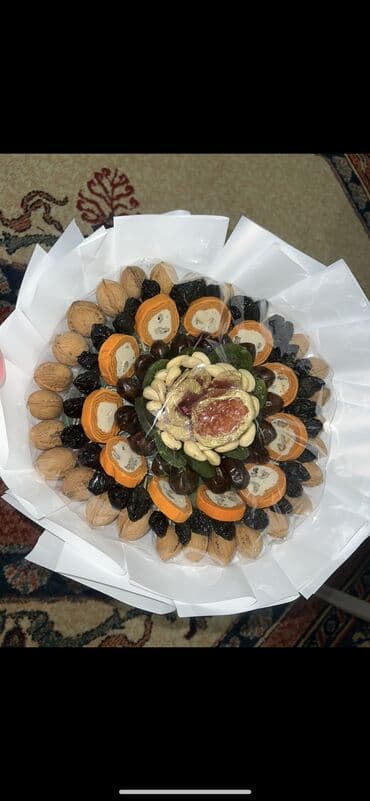 дубайский шыкалат: Клубника/финики(королевские)в шоколаде Букет из сухофруктов Для — 9