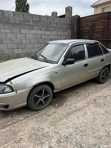 нексе: Daewoo Nexia: 2010 г., Седан — 3