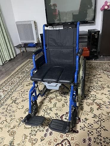 Корректоры осанки: Инвалидная коляска с санитарным оснащением (туалетное кресло-коляска) — 1