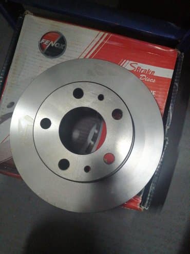 перфорация тормозных дисков: Передний тормозной диск ивеко турбо дейли — 1