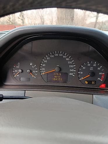 sprinter classic: Mercedes-Benz E-Class: 1999 г., 2.8 л, Автомат, Бензин, Седан — 5