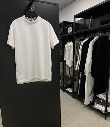 le 9: Мужской минималистичный комплект в нейтральных тонах. Цена за — 4