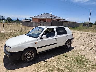 Volkswagen Golf: 1993 г., 1.8 л, Механика, Бензин, Хэтчбэк — 4