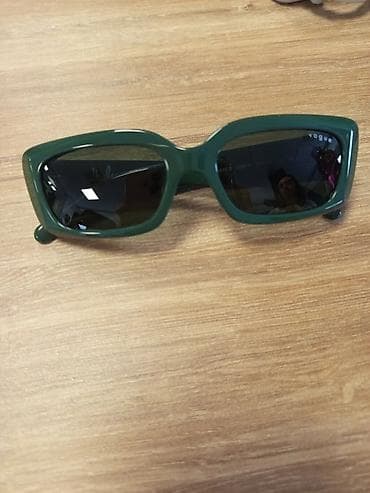 Көз айнектер: Солнцезащитные очки Vogue - Форма: прямоугольная, трендовый узкий — 1