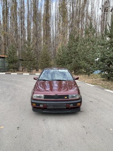 обмен авто на земельный участок: Volkswagen Vento: 1993 г., 1.8 л, Механика, Бензин, Седан — 2