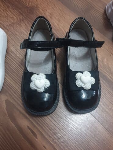 Туфли детские на размер 30-31 . 500с сумка в подарок at lalafo.kg Туфли детские на размер 30-31 . 500с сумка в подарок