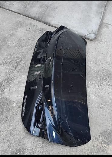 leksus is: Крышка багажника Lexus, 2020 г., Оригинал — 1