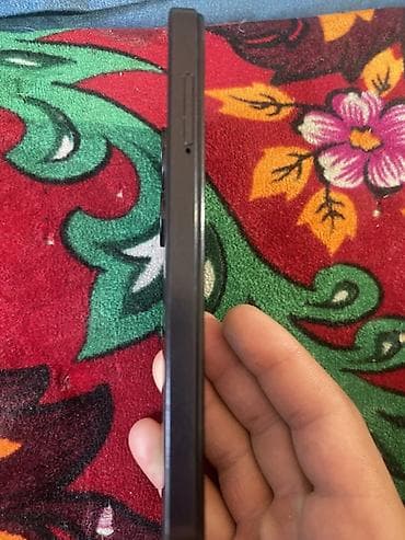 nokia 6310: Infinix Hot 4, Б/у, 128 ГБ, цвет - Черный, 2 SIM — 1