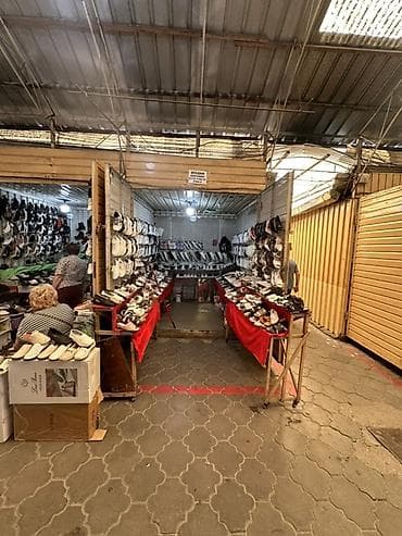 o store: Продаю контейнер.
Аламединский рынок
2-проход (мир обуви) — 6