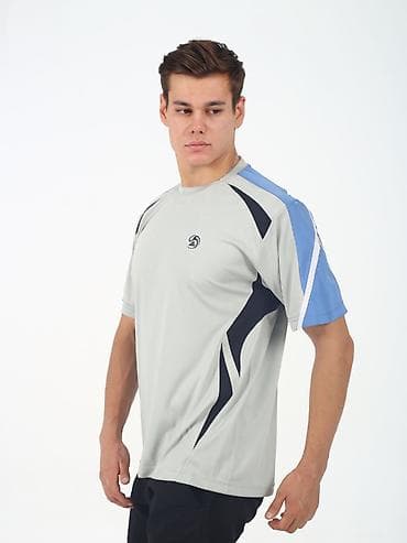 Мужская спортивная футболка с коротким рукавом. - Материал: легкая