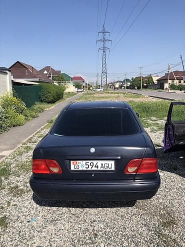 mashina mers: Mercedes-Benz E-Class: 1997 г., 2 л, Механика, Бензин, Седан — 2