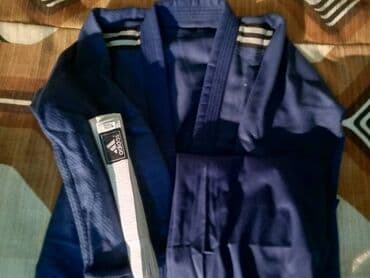 тренировочные формы: Кимоно синего цвета,размер 4/170 см.Цена 2500 с — 2