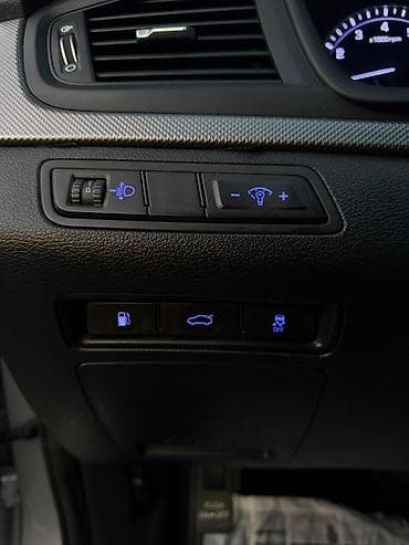 dn8 sonata: Hyundai Sonata: 2023 г., 2 л, Автомат, Газ, Седан — 10