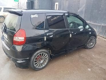 Honda Fit: 2002 г., 1.3 л, Вариатор, Бензин, Хэтчбэк — 1