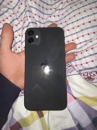 продаётся ноутбук запечатанный абсолютно новый привозной из америки: IPhone 11, Черный — 1