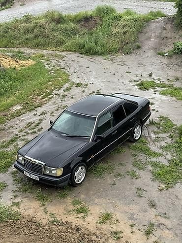 Mercedes-Benz W124: 1990 г., 2.3 л, Механика, Бензин, Седан — 4