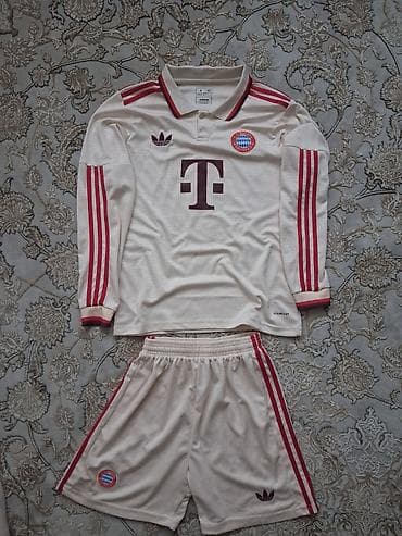 Спортивная форма: Футбольная форма Adidas x FC Bayern Munich (комплект) - Верх — 3