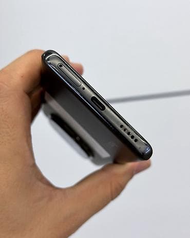 нот 10: Redmi, Redmi Note 14 Pro Plus, Б/у, 256 ГБ, цвет - Черный, В рассрочку, 2 SIM — 4