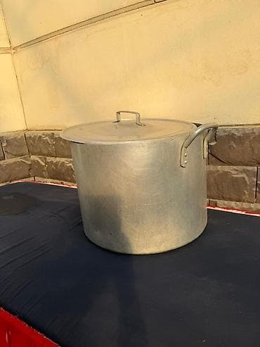 кастрюля алюминиевая 40 л: Алюминиевая кастрюля большого объема с крышкой - Материал: пищевой — 1