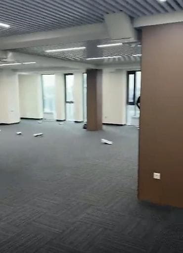 офис дом: Аренда офисов, 138 м², В бизнес центре, 1 линия, С отдельным входом, С системой безопасности — 2