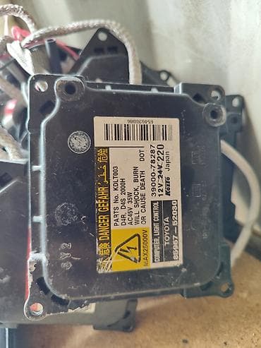 leksus: Блок ксенон D4S D4R Тойота Приус, Хайлендер, Лексус 460 — 1