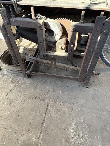 фрезы метчики плашки: Циркулярка с фугой деревообрабатывающего станка с дисковой пилой — 1