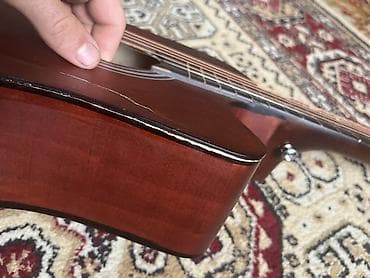 Акустическая гитара с вырезом (cutaway), 6 струн. Основные