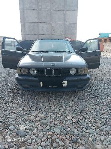 BMW 5 series: 1989 г., Механика, Бензин, Седан — 1