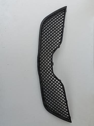 Автозапчасти: Решетка радиатора Toyota 2009 г., Новый — 1