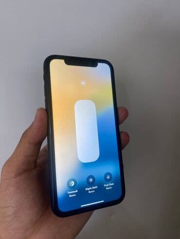 куплю айфон хр: IPhone Xr, Б/у, 64 ГБ, Черный, Чехол, 78 % — 2