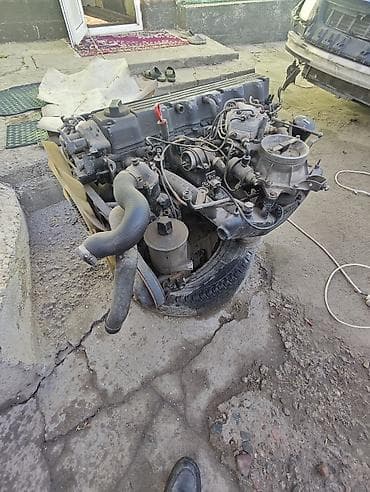 дверь ауди а4: Mercedes-Benz W124: 1988 г., Ручные, Седан — 10