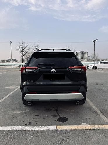 кампи: Toyota RAV4: 2019 г., 2.5 л, Автомат, Бензин, Кроссовер — 6