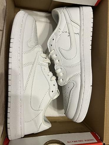 nike react: Мужские кроссовки, 40, Air Jordan, Новый, цвет - Белый, Самовывоз, Бесплатная доставка, Платная доставка — 1