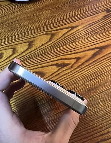 Техника жана электроника: IPhone 16 Pro Max, Колдонулган — 5