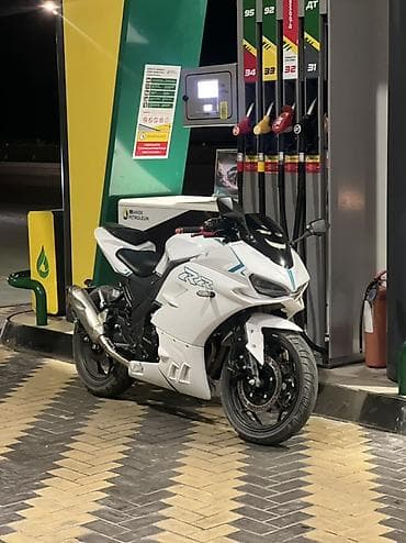 мотоц: Спортивный мотоцикл в полном обвесе - Кузов: полноразмерный — 8