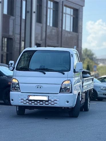 b class: Срочно❗️❗️❗️ Продаю свежепригнанный, на КР номерах Hyundai Porter 2 в — 2