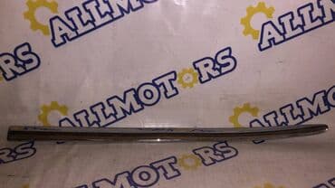 Lexus Lx570, молдинг задней левой двери