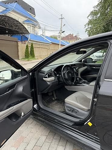 windom 2003: Toyota Camry: 2019 г., 2.5 л, Бензин, Седан — 5