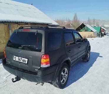 Ford Escape: 2004 г., 2 л, Кроссовер