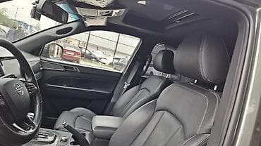 kia bango: SsangYong Khan — полноразмерный пикап цвета хаки с жестким кунгом — 9